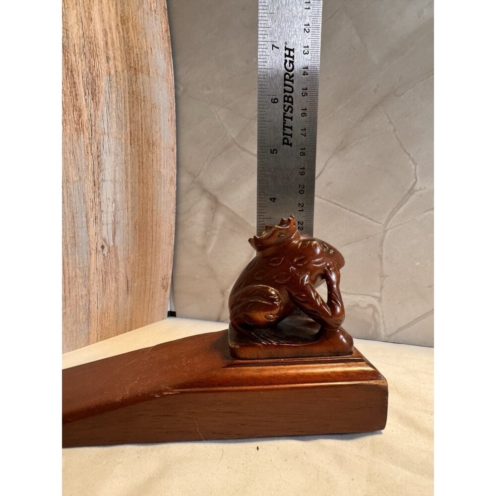 Vintage Hand Carved Wooden Frog Doorstop – MCM Animal Bookend – Solid Wood - Picture 2 of 7